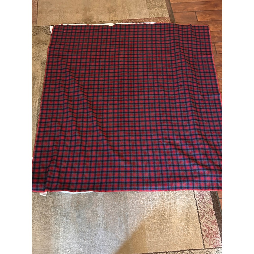 Vintage Chatham Wool Blanket Plaid Red Blue Green Whipstitch Edge 70x64 Throw